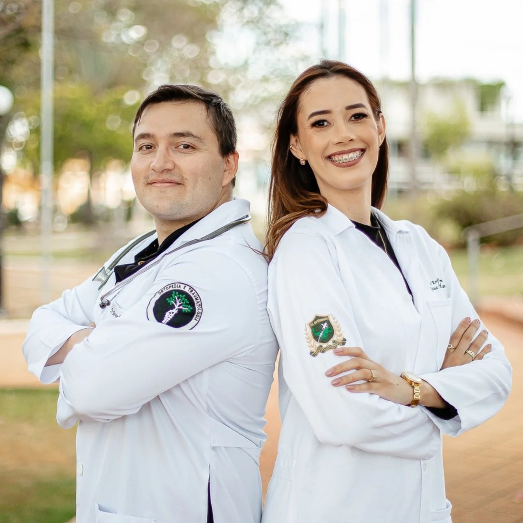 Retrato del Dr. Bryam Coello